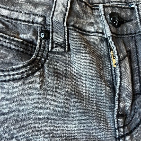 Rock Revival Men's Mike Biker Grey Wash Denim Jeans Size 30x32 - Picture 8 of 11